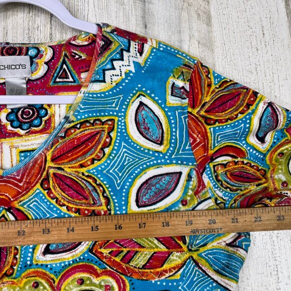 Chico's Floral Art Top Shirt Women’s Size 1 Medium Lightweight Boho Print Blouse - Picture 6 of 8